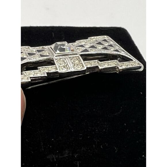 Vintage Givenchy Signed Art Deco Style Enamel Rhinestone Bow Tie Brooch Pin - Picture 6 of 6